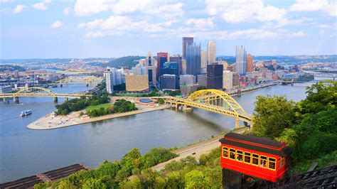 Fly pittsburgh - Direct (non-stop) flights from Pittsburgh to Seattle All flight schedules from Pittsburgh Airport, Pennsylvania, USA to Seattle Tacoma International, Washington, USA. This route is operated by 1 airline(s), and the flight time is 5 hours and 28 minutes. The distance is 2131 miles. PIT Pittsburgh Airport. Pittsburgh, PA, …